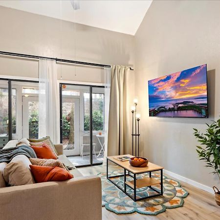 Artist'S Tower Townhome Just Renovated W Loft ゲインズビル エクステリア 写真
